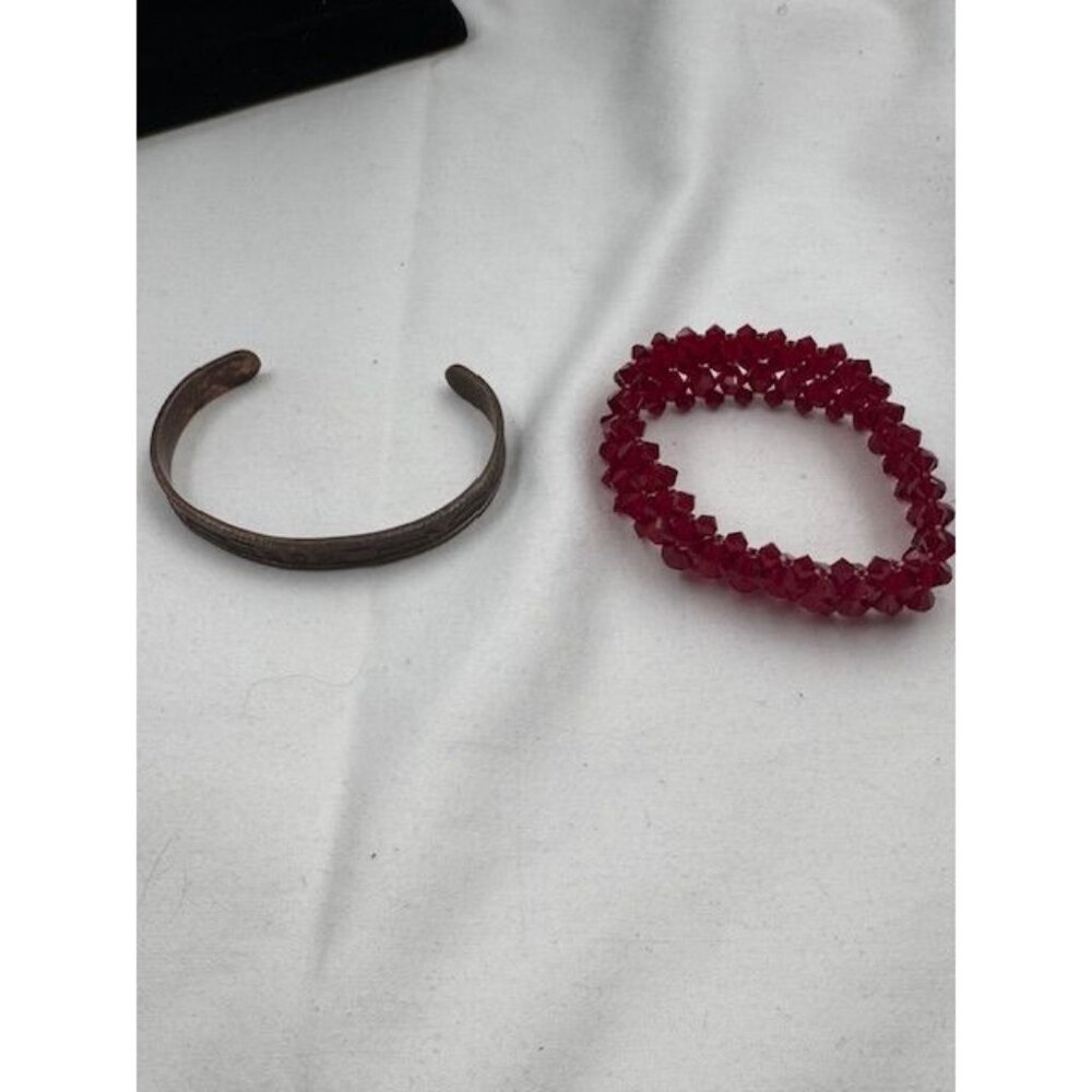 Stretchable Sparkling Red Faceted Bead Bracelet – Double Row Design and Engraved